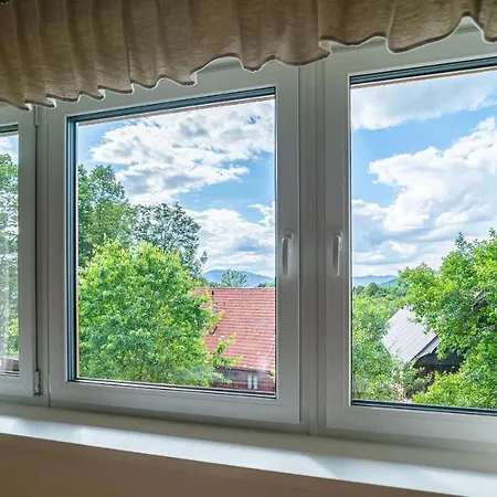 Apartment Pod Rozsutcom - Zatkov Dvor - Prijazd Do Ubytovania Autom S Pohonom 4x4