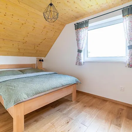 Apartment Pod Rozsutcom - Zatkov Dvor - Prijazd Do Ubytovania Autom S Pohonom 4x4 Terchova