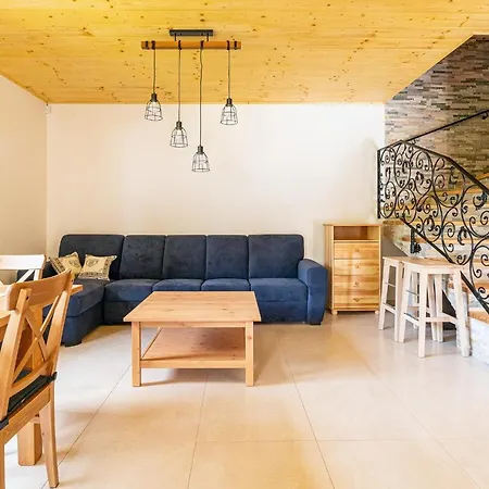 Apartment Pod Rozsutcom - Zatkov Dvor - Prijazd Do Ubytovania Autom S Pohonom 4x4 *