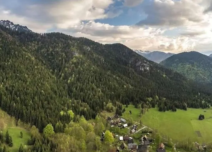 Pod Rozsutcom - Zatkov Dvor Lägenhet